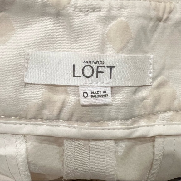 Ann Taylor LOFT - The Riviera Short (Cream) - Picture 5 of 5